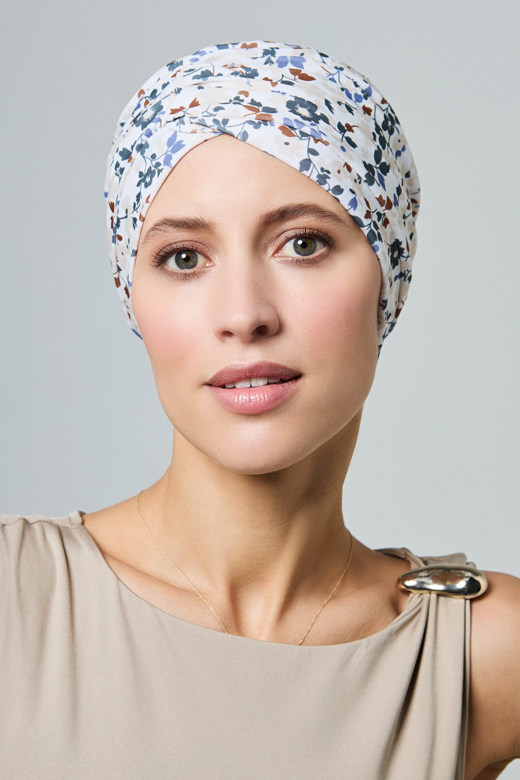 Gisela Mayer chemo zwem turban Ada