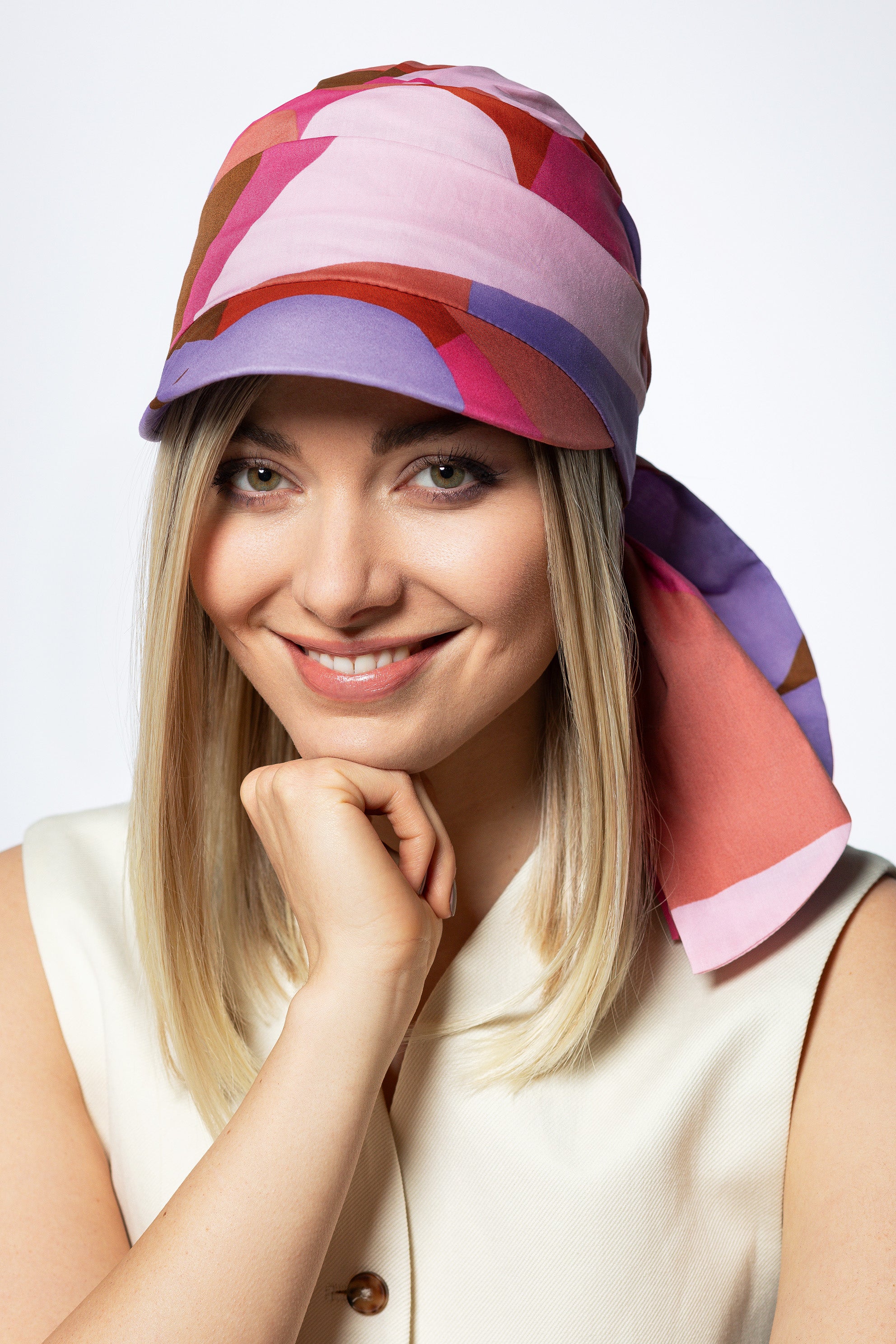 Gisela Mayer chemo hoofddeksel zonneklep